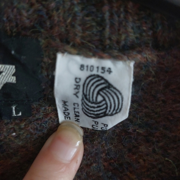 Vintage wool  sweater size L - Picture 3 of 6